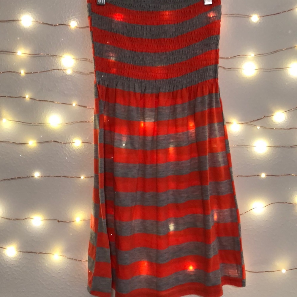 stretchy short orange and grey sleeveless dress